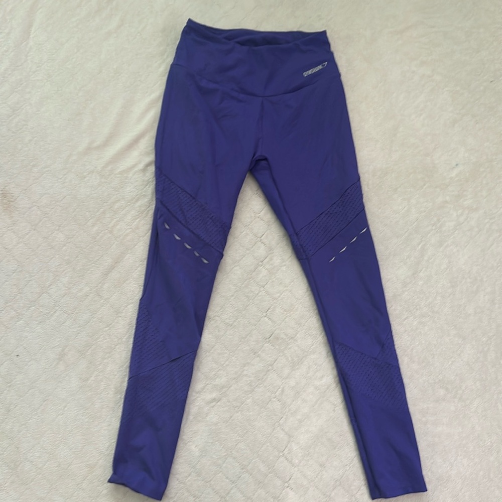 Like new gym shark dry workout leggings.